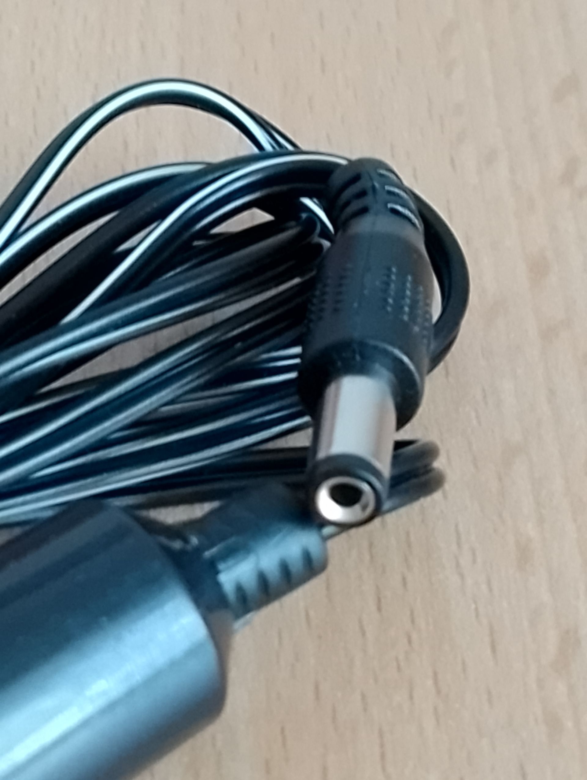 KFZ-Aufladekabel-Kompressor-Stecker