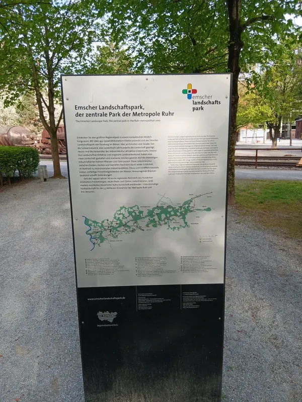 Übersichtstafel mit Plan im Landschaftspark