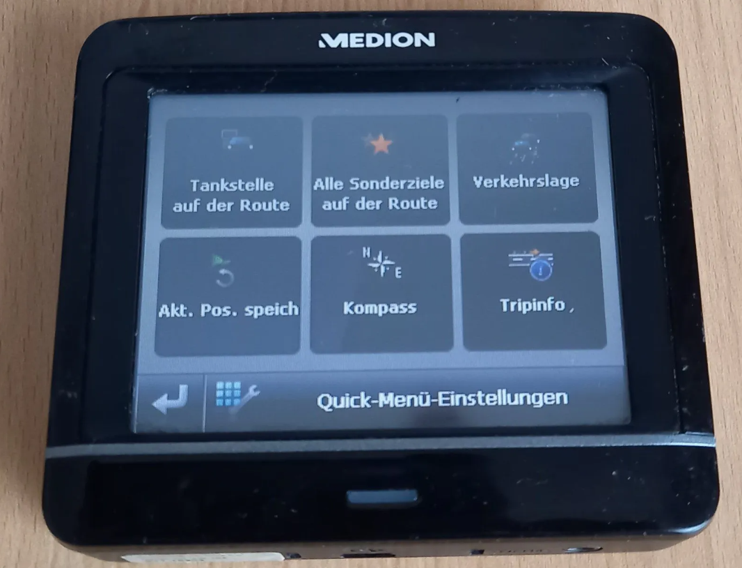 Medion Navi 97130-Menü Überblick