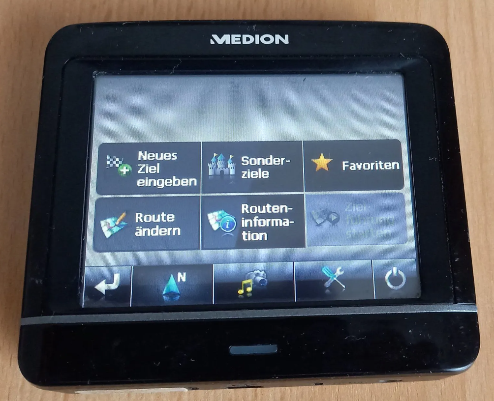 Medion Navi Art. No. 4189 MD 97130 Display 2