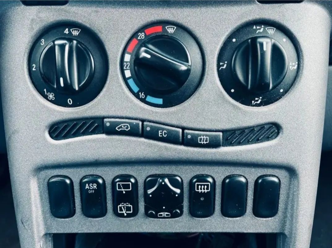 Mercedes Benz A Klasse 160-Baujahr 1999-Knöpfe Lüftung