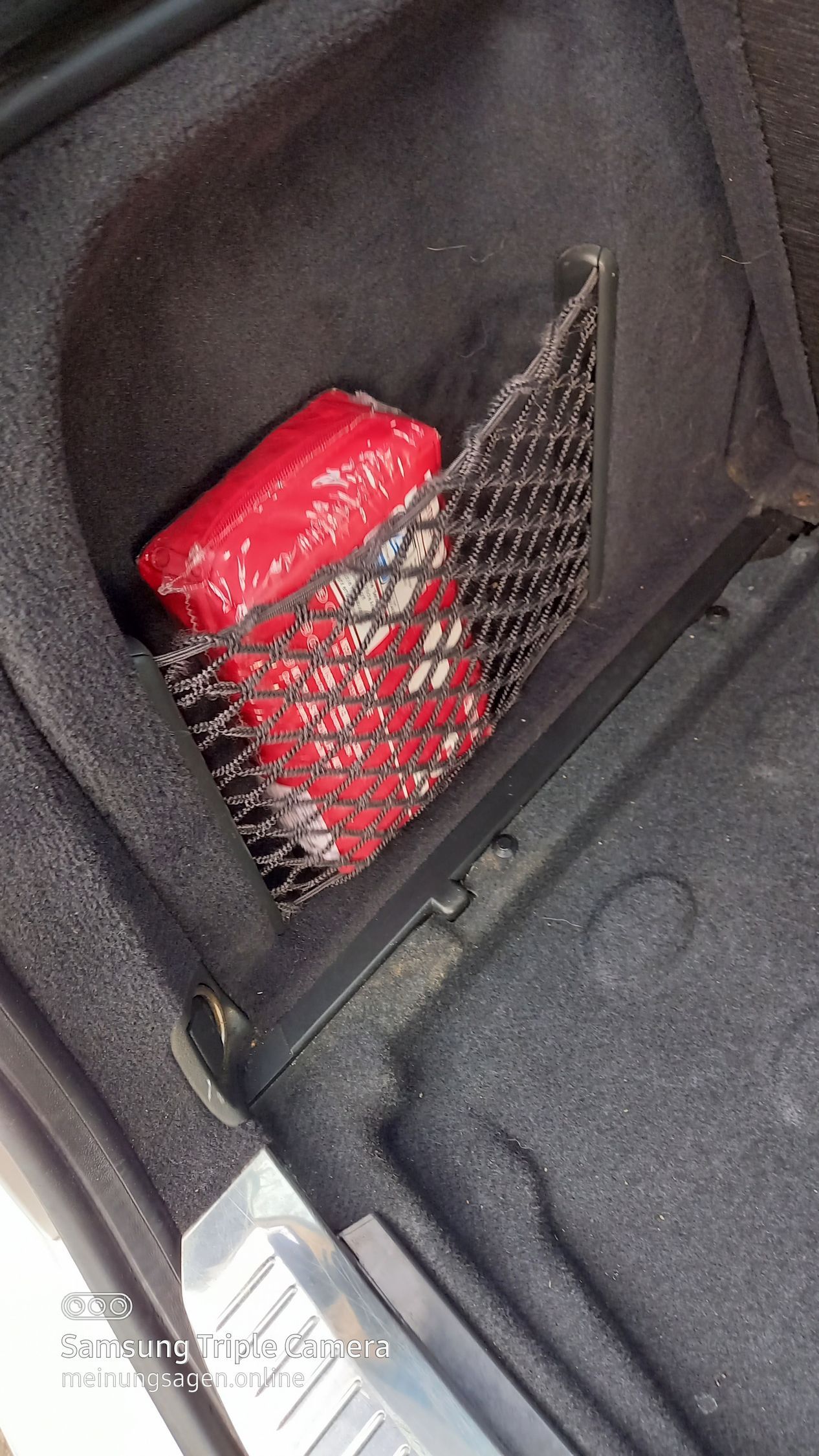 Mercedes Benz C 180 Kombi-Baujahr 2004-Erstehilfe Kasten