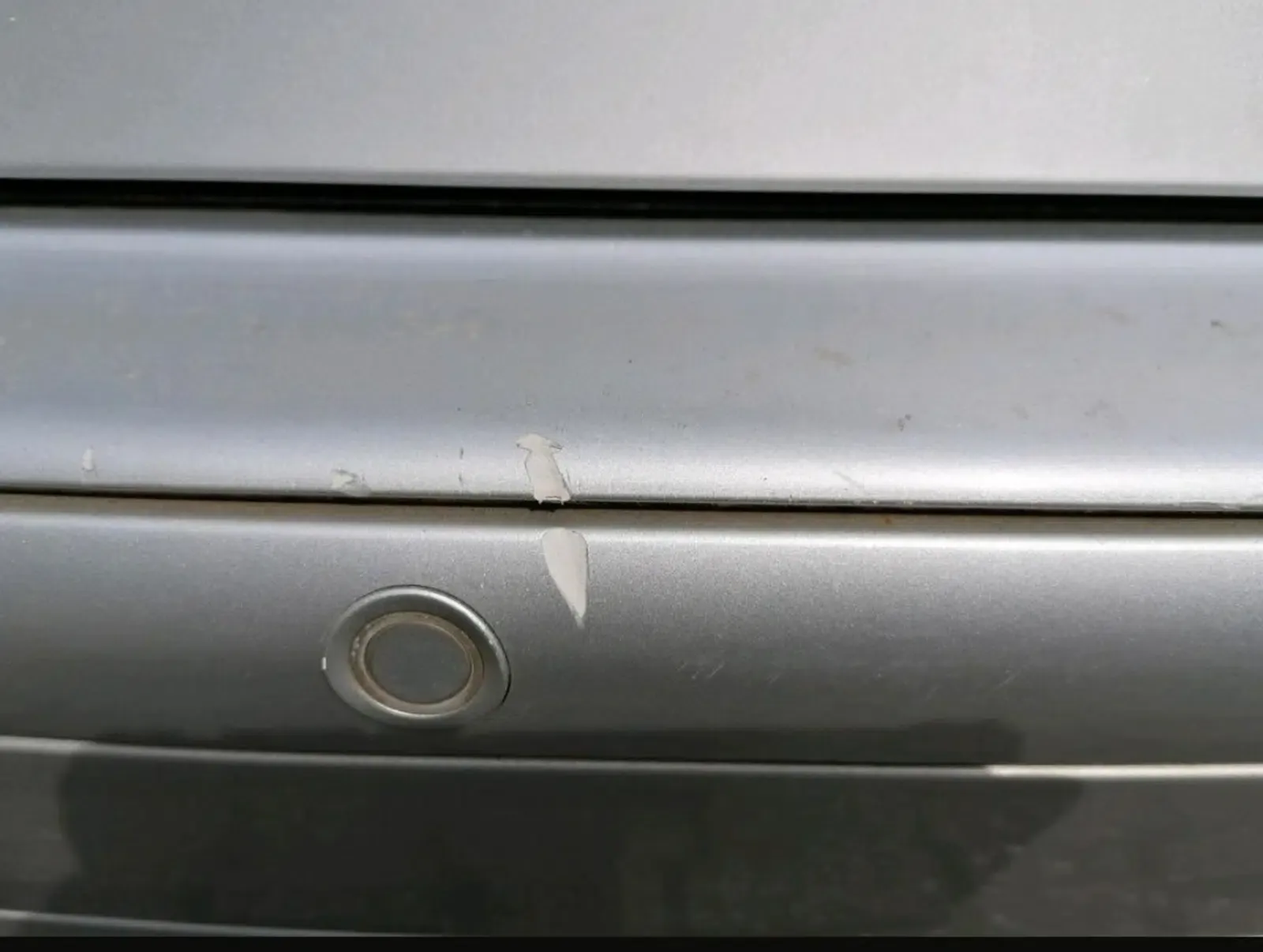 Mercedes Benz C 180 Kombi-Baujahr 2004-Silber-Parksensor-Heck