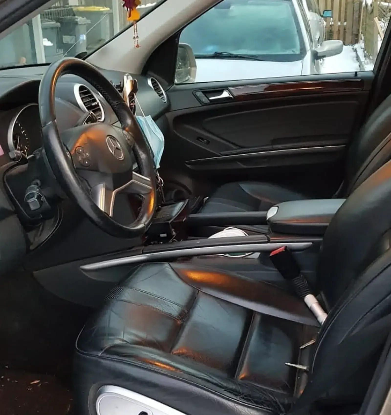 Mercedes Benz ML 280-Baujahr 2007-Sitze Leder Front-Lenker