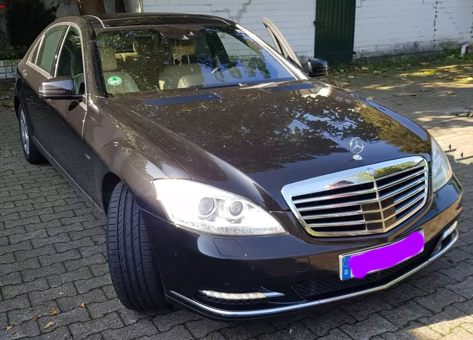 Mercedes Benz S350 CDI-Baujahr 2010-Front