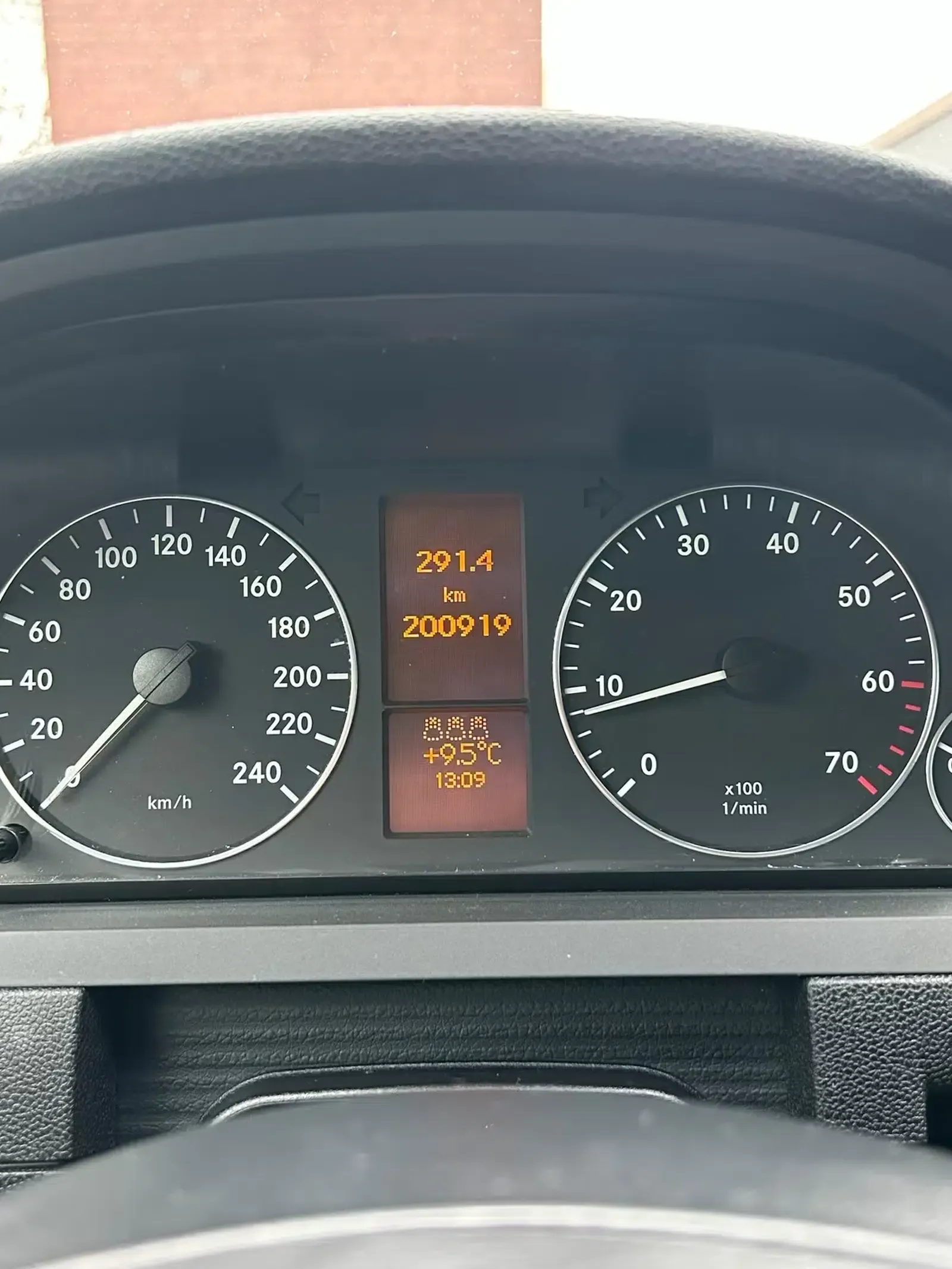 Mercedes-Benz-A-Klasse-Blau-Met-Baujahr-2005-Benziner-Tacho-Display-KM