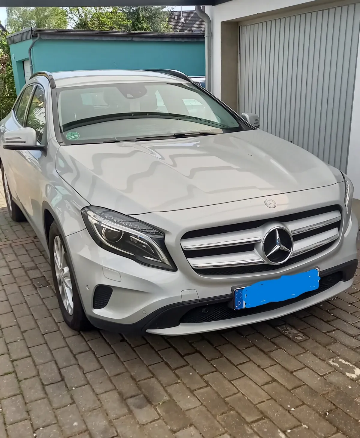 Mercedes Benz GLA 200 Silber Baujahr 2014 Front 
