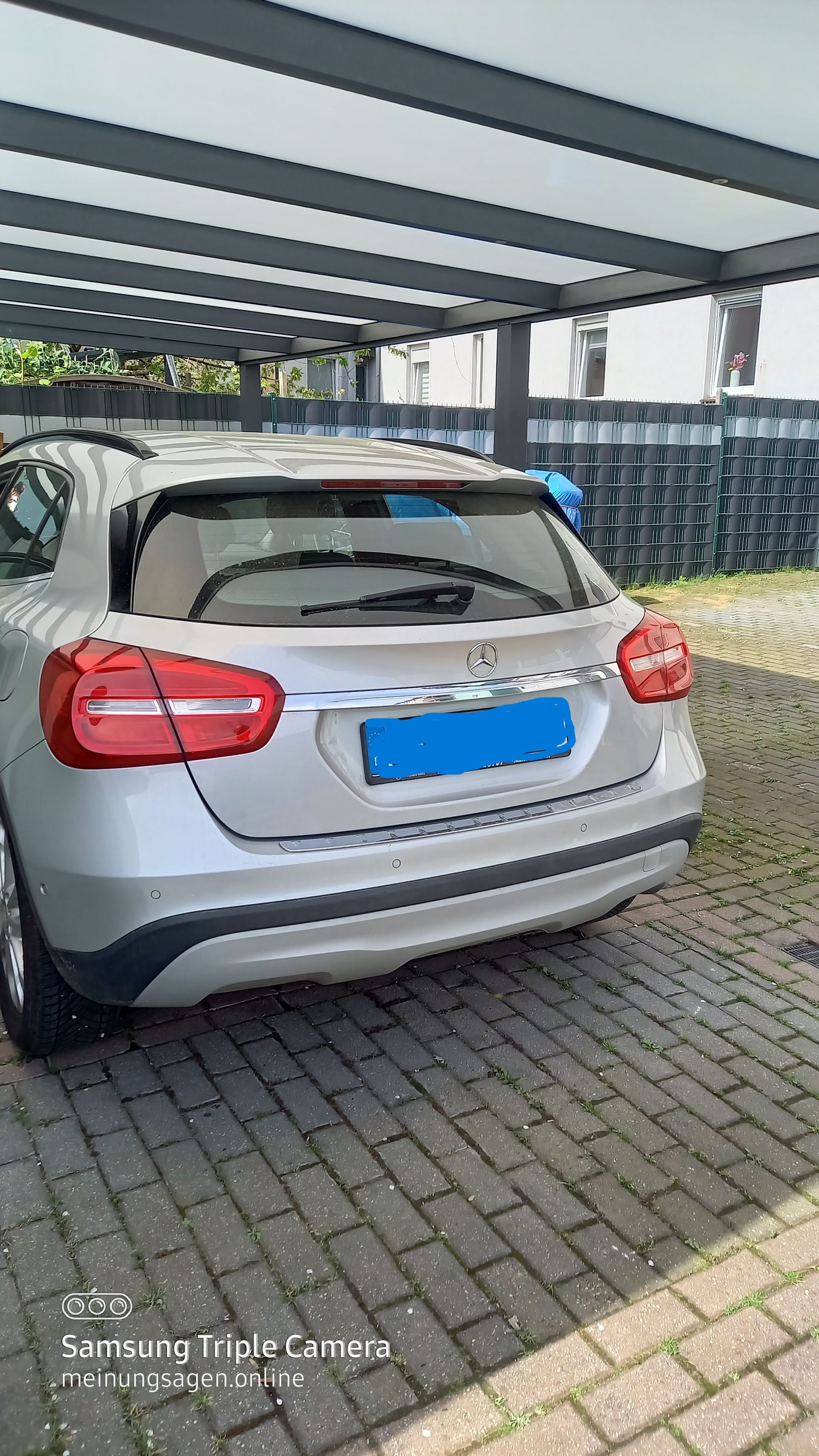 Mercedes GLA 200 Limousine Baujahr 2014 Heck Silber