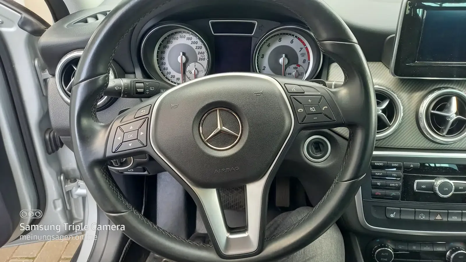 Mersedec-GLA-Silber-Lenker-705017