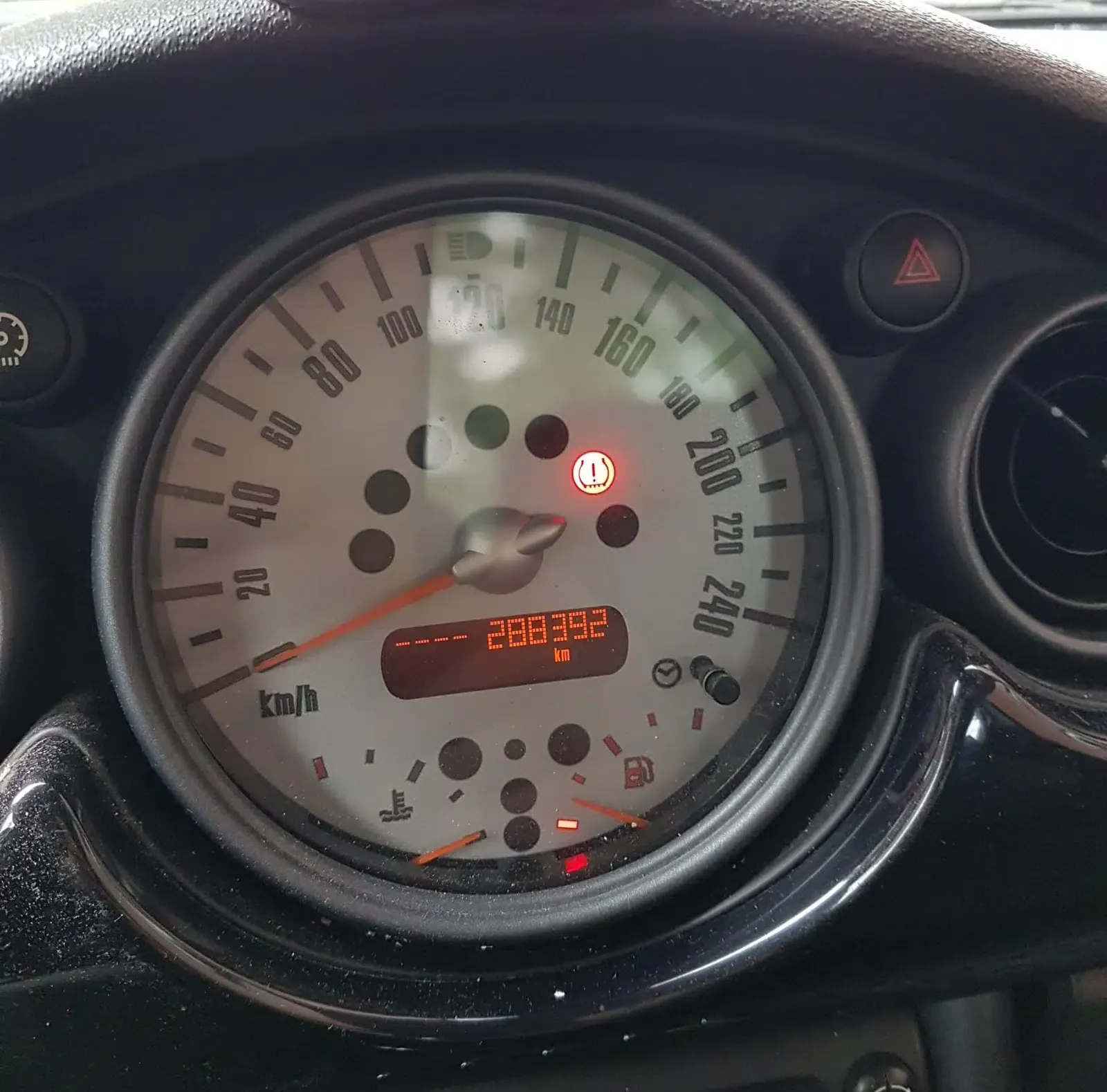 Mini One Silber Baujahr 2002 Tacho-Display