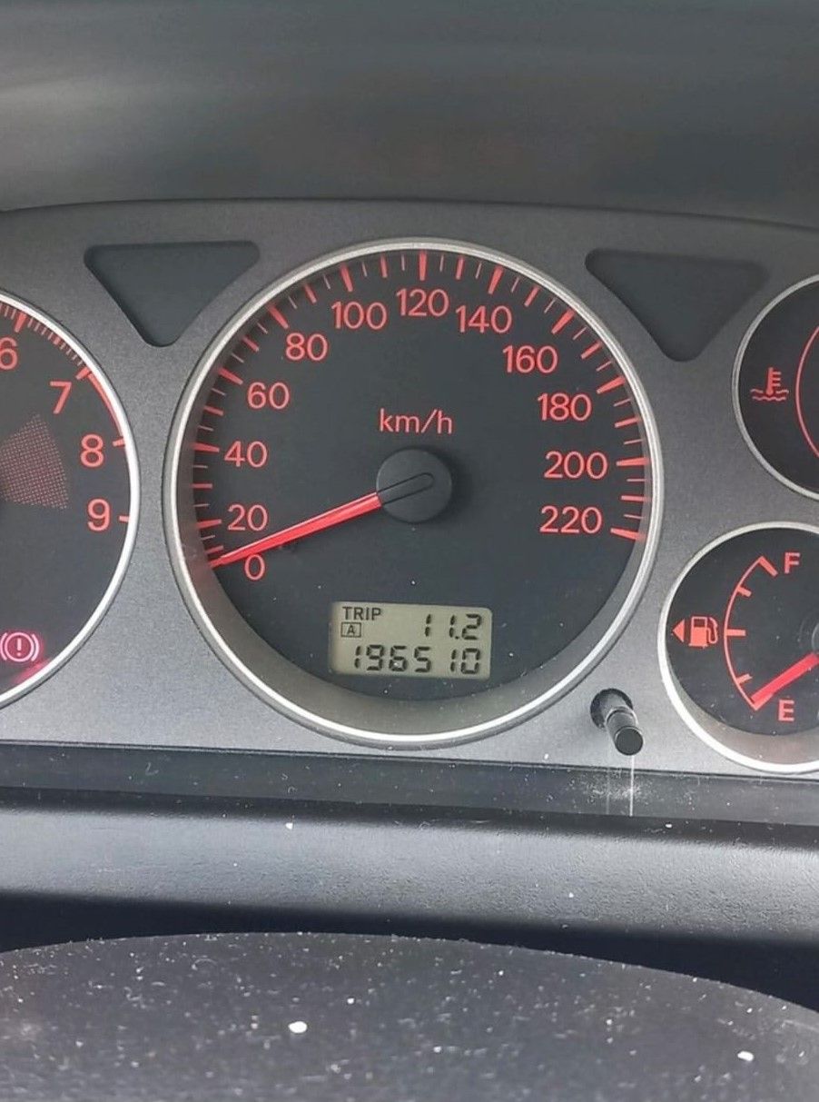 Mitsubishi Lancer-Baujahr 2008-Silber-Display-Beleutet