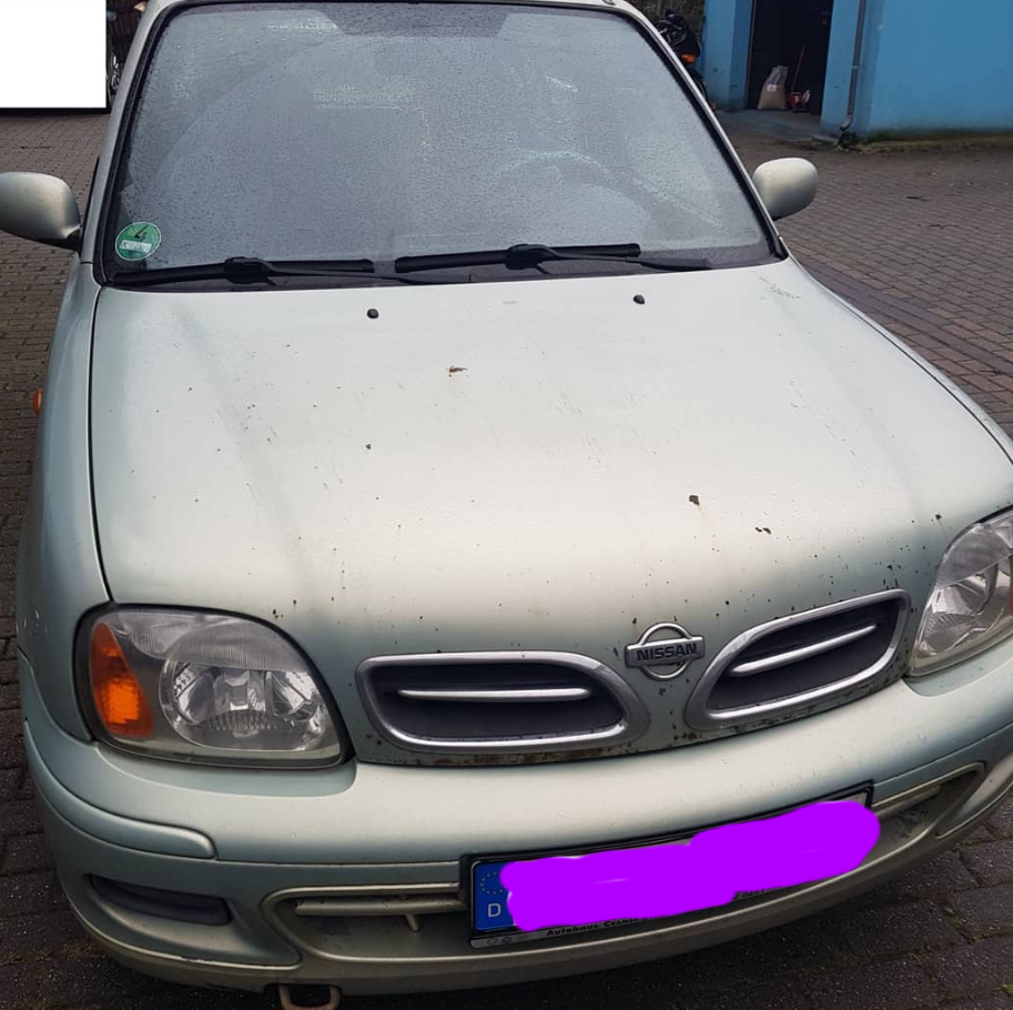 Nissan Micra Baujahr 2001 Türer-Grün-Front