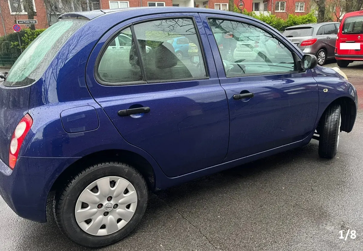 Nissan Micra Blau 5 Türer Baujahr 2007  Beifahrerseite Türen