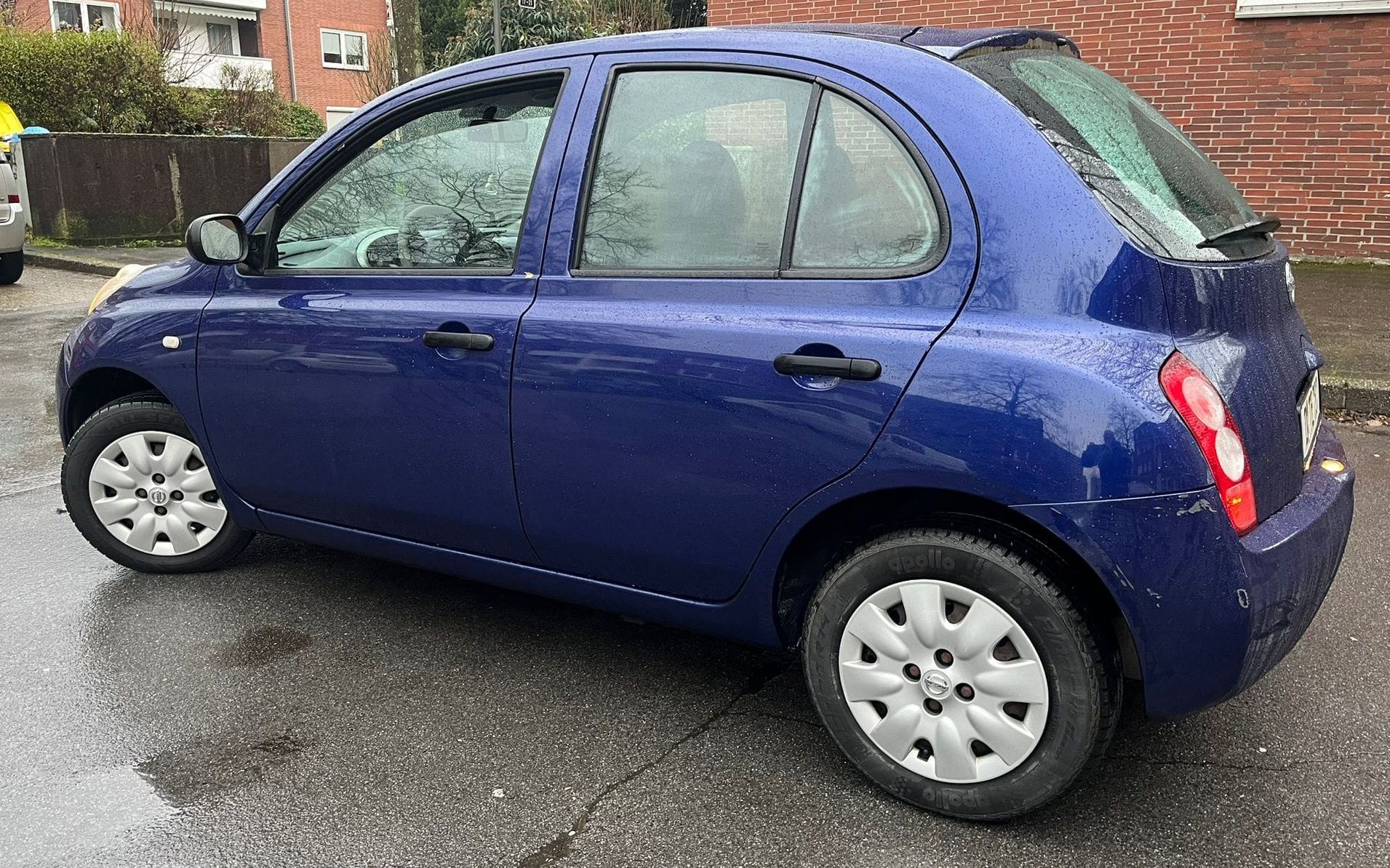 Nissan Micra Baujahr 2007-Blau-Fahrerseite