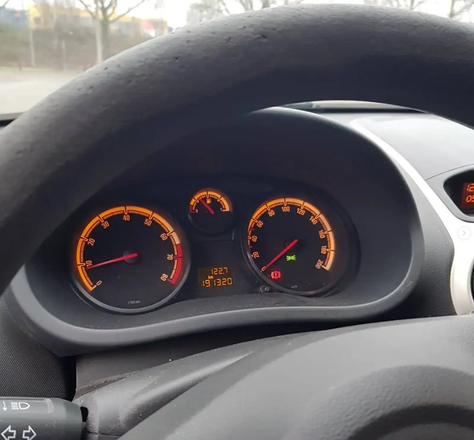 Opel Corsa Baujahr 2009-Display