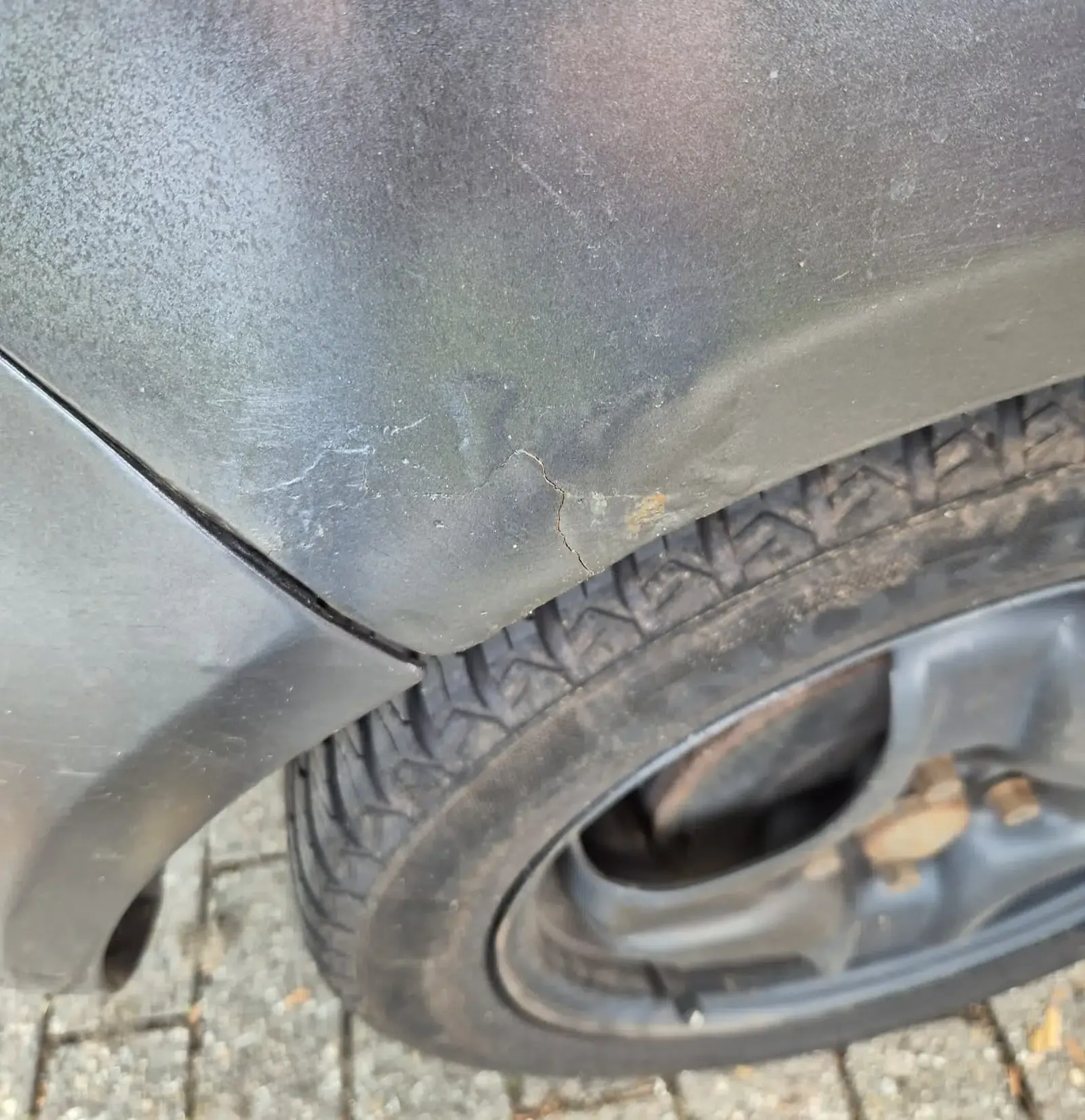 Opel Corsa Baujahr 2011-Rost-Radkasten-Hinten