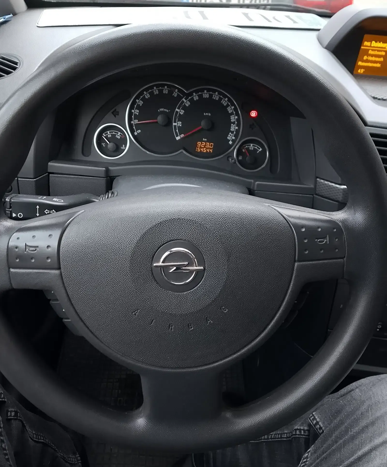 Opel Meriva Baujahr 2007-Lenkrad-Display