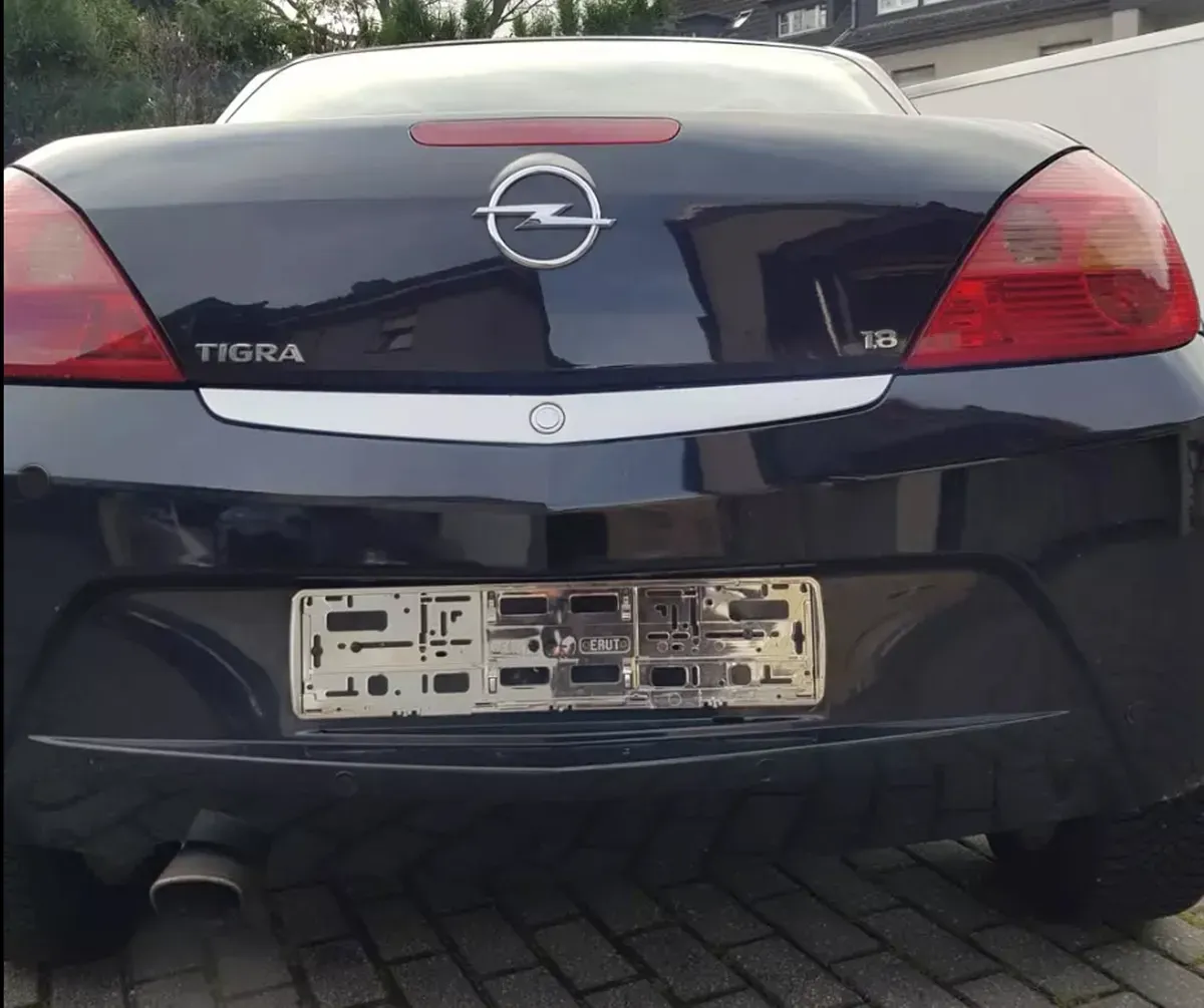 Opel Tigra TwinTop Cabrio Schwarz Baujahr 2008 Heck Rückleuten