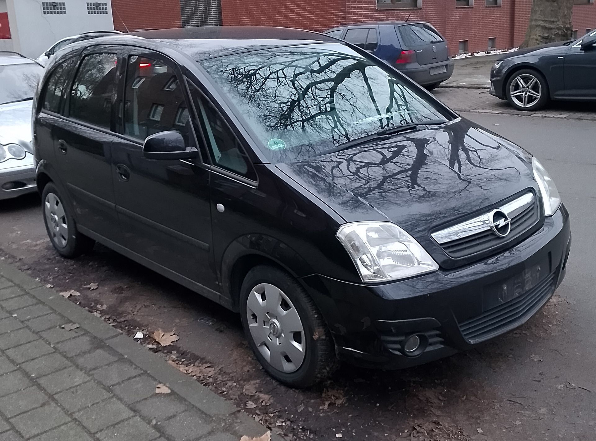 Opel Meriva Baujahr 2007 Schwarz Beifahrerseite