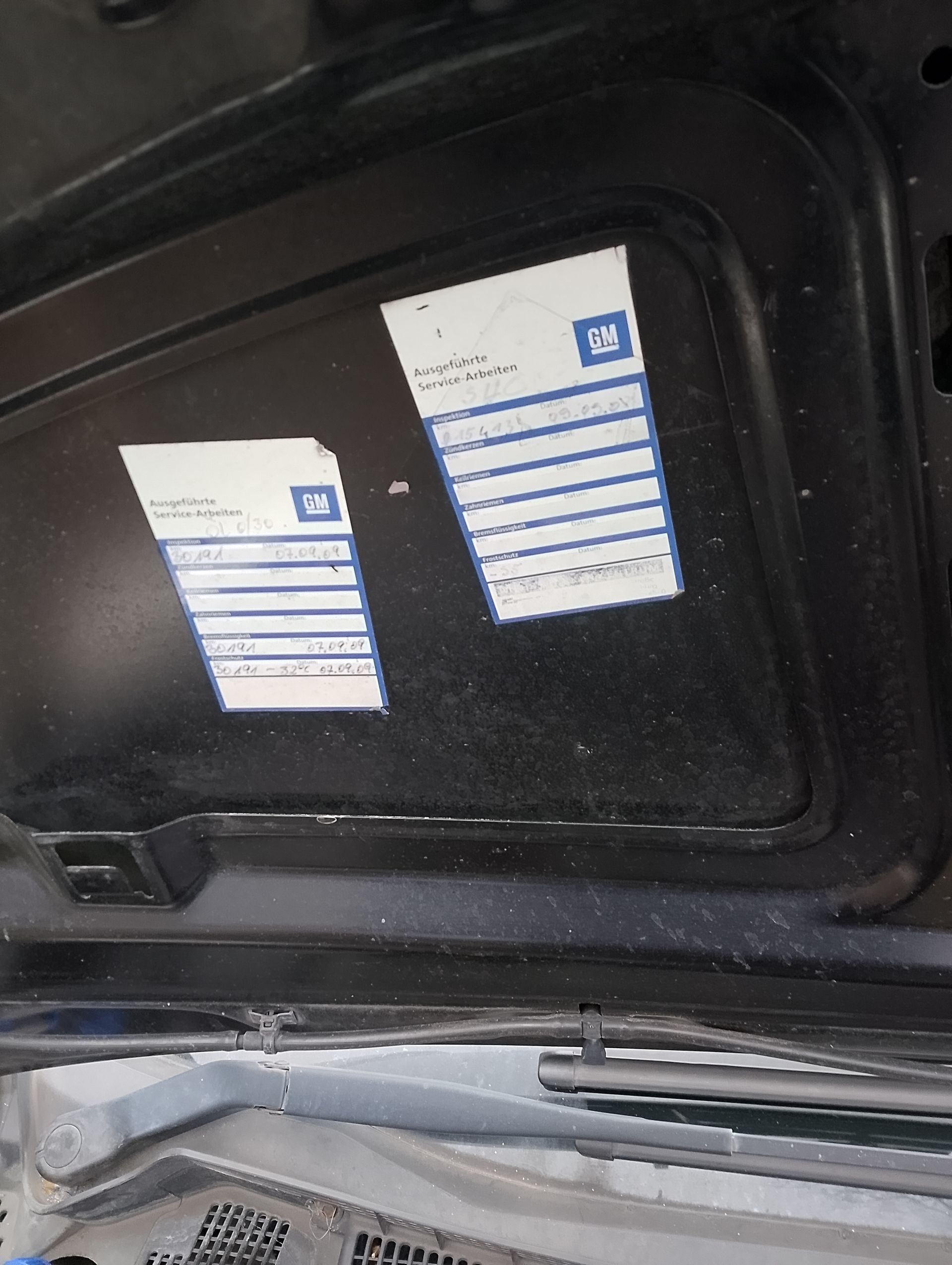 Opel Meriva Baujahr 2007 Schwarz Service Aufkleber Motorhaube