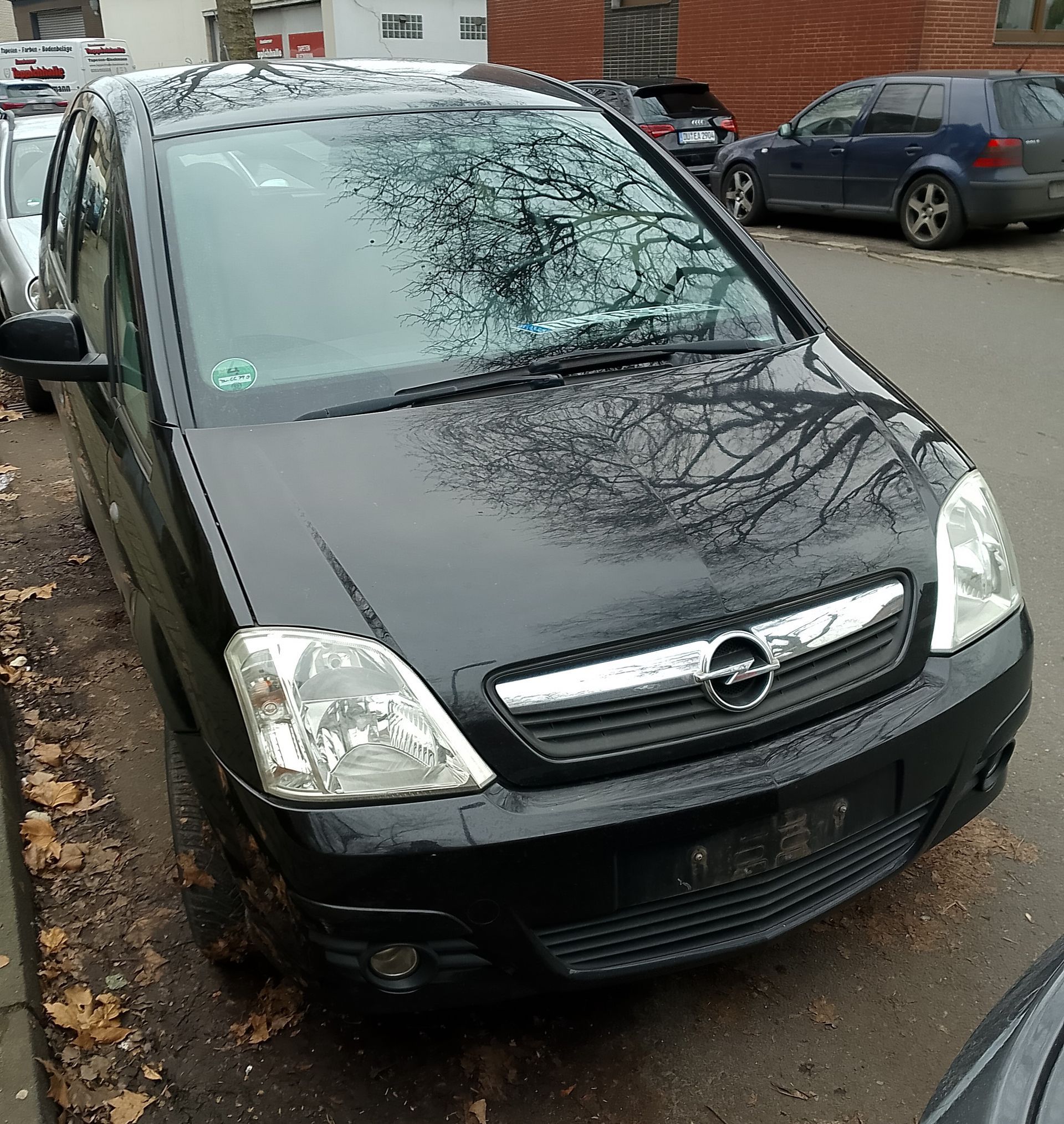 Opel Meriva Baujahr 2007 Schwarz Frontansicht
