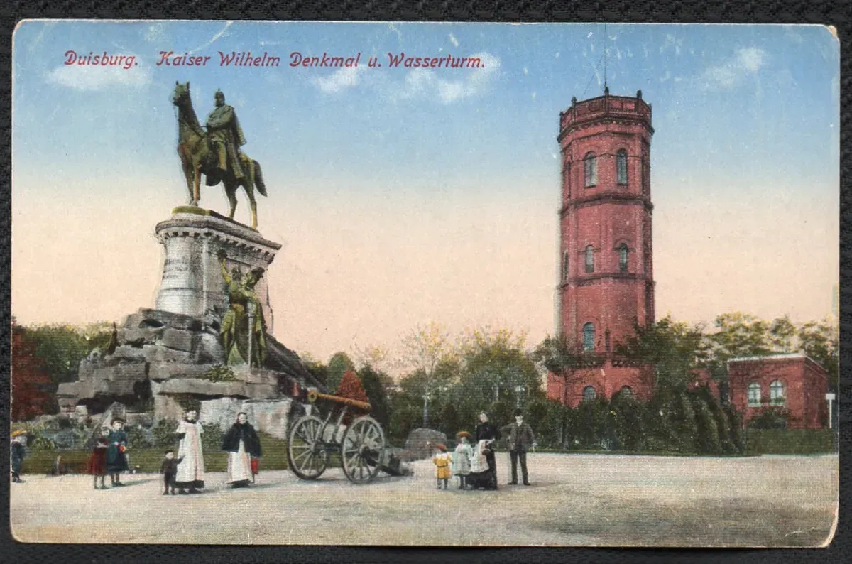 Postkarte 1917: Duisburg, Kaiser-Wilhelm-Denkmal und Wasserturm.