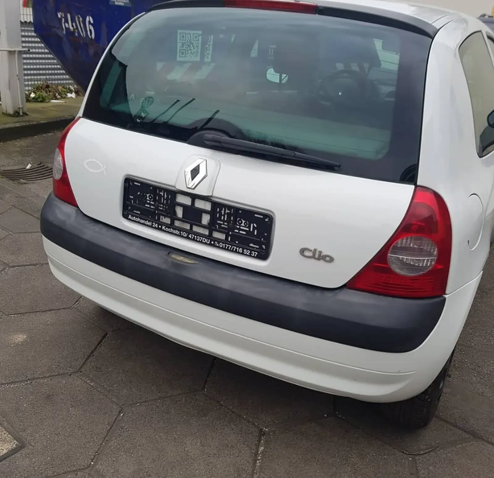 Renault Clio Baujahr 2003-3 Türer-Weiß-Beifahrerseite-Heck-Rückleuten