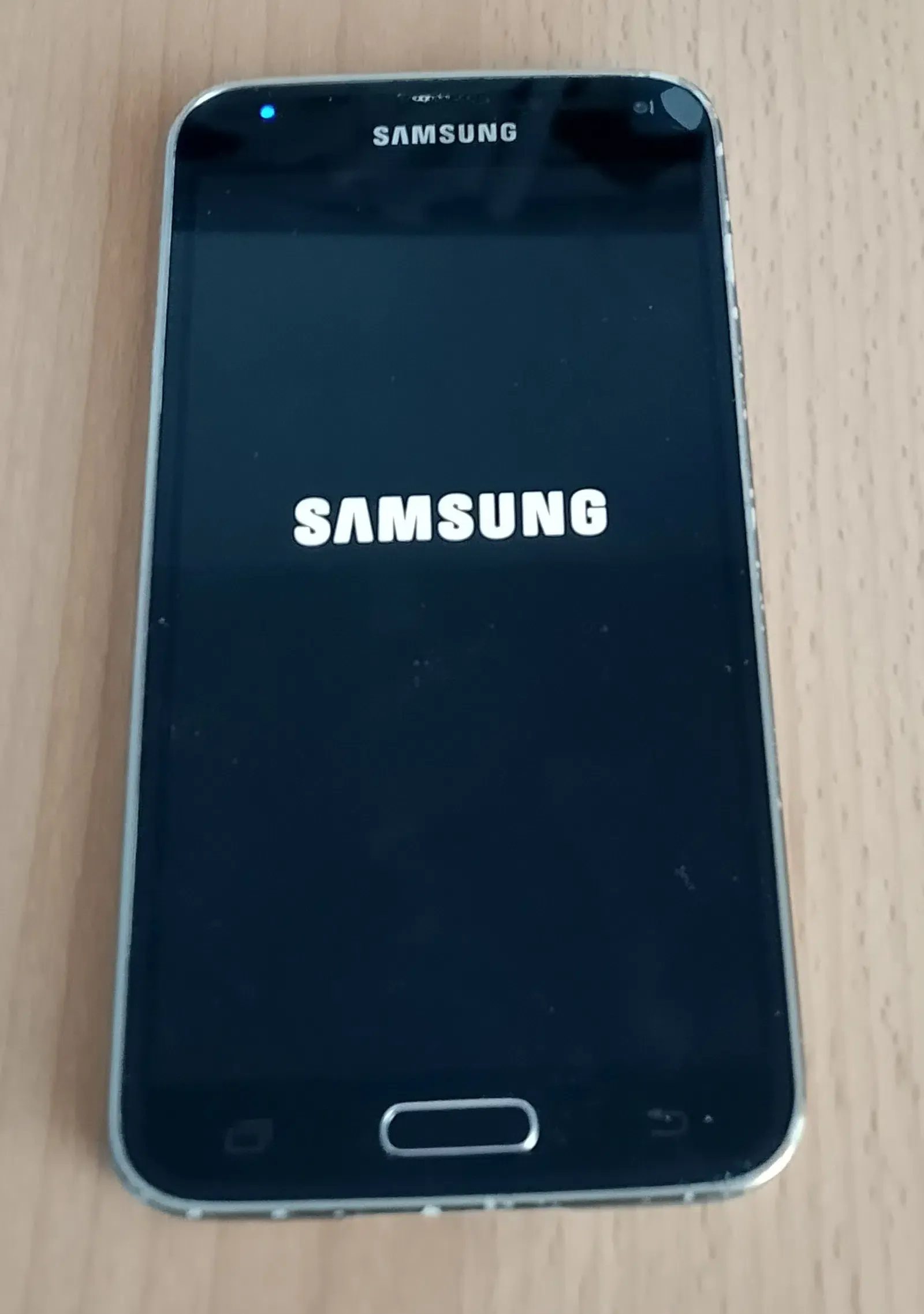 Samsung S5-Display-Logo Samsung