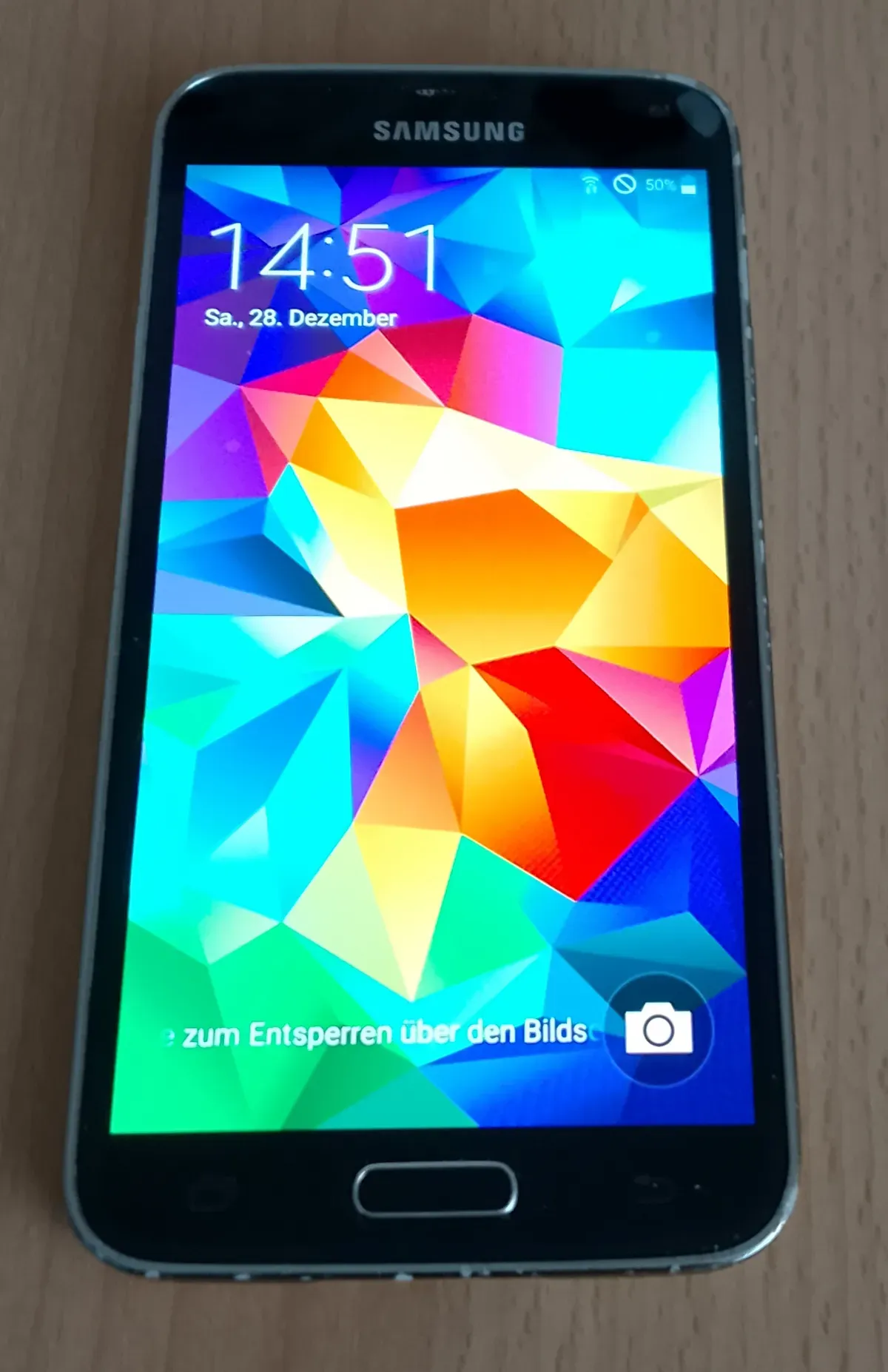 Samsung Galaxy S5 eingeschaltet Standard Bildschirm.