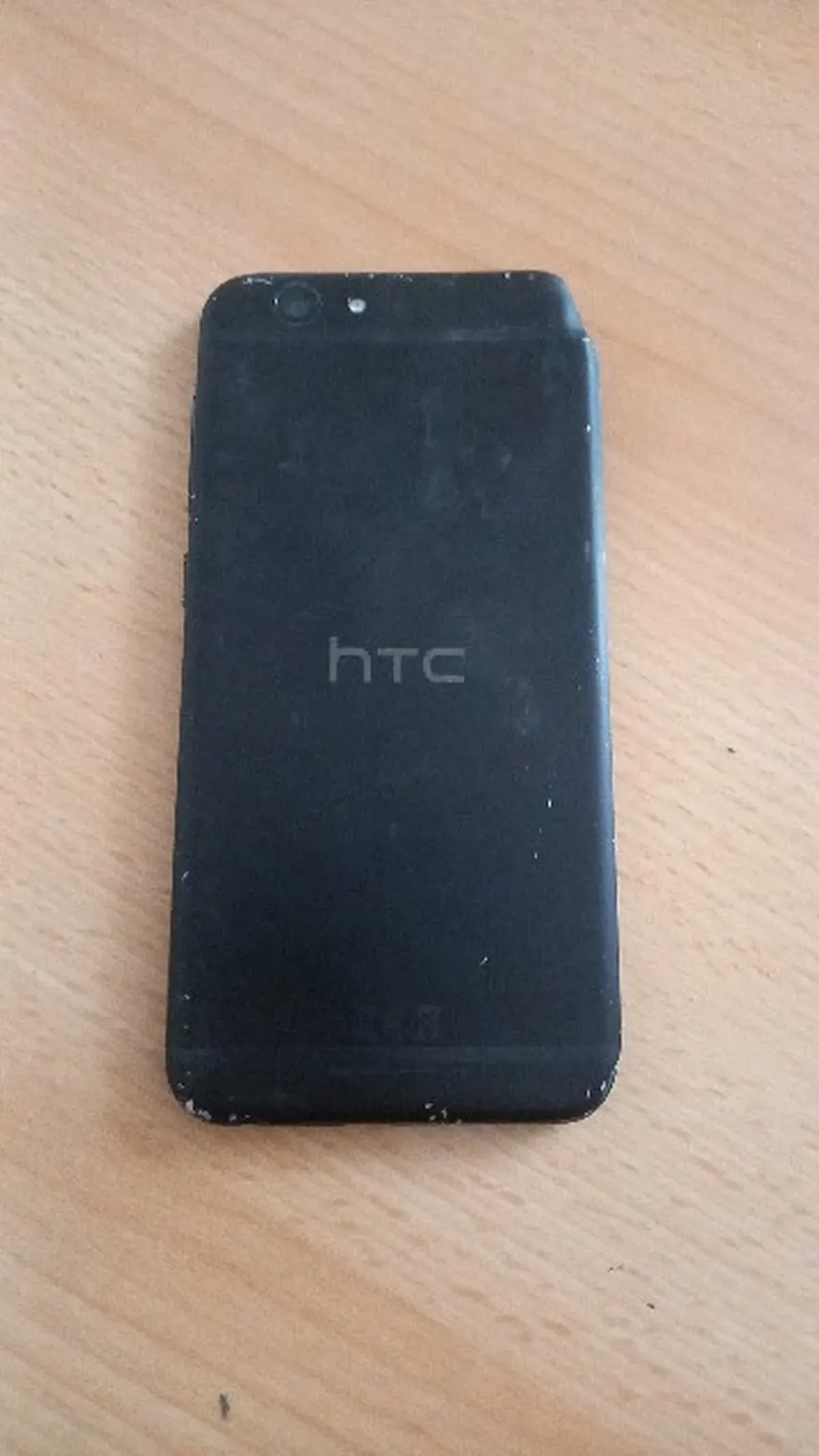 HTC One Smartphone Schwarz Rückseite mit Logo