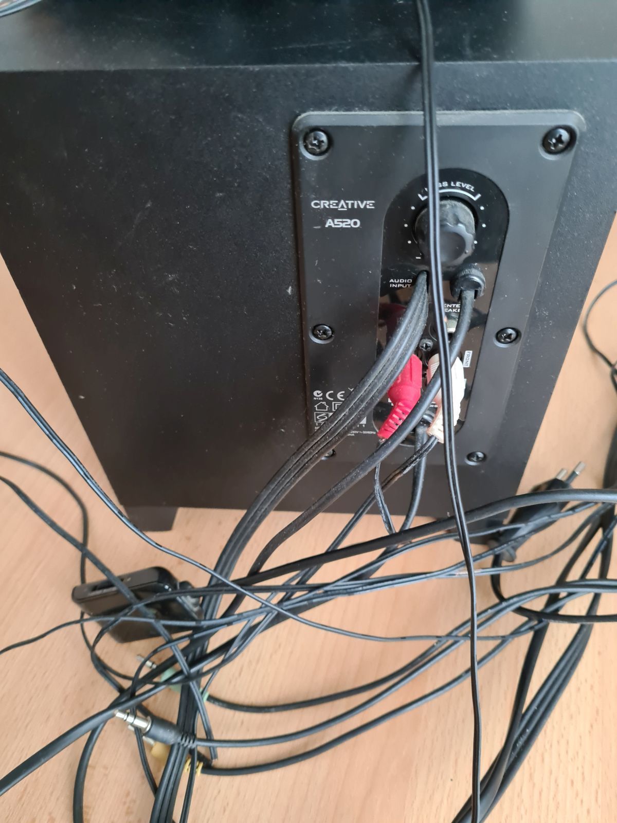 Speedlink-Gravity-XE-2.1-Subwoofer-System-Lautsprecher-Boxen-PC  (5)