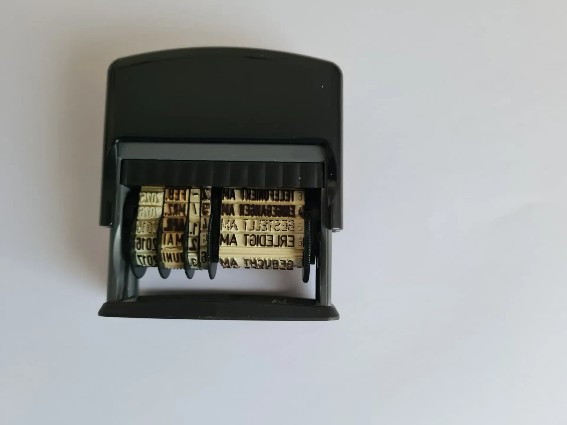 Stempelkissen-Datum-Jahr-Monat-Email-Eingang-Ausgang-Erlegigt-Senden (1)