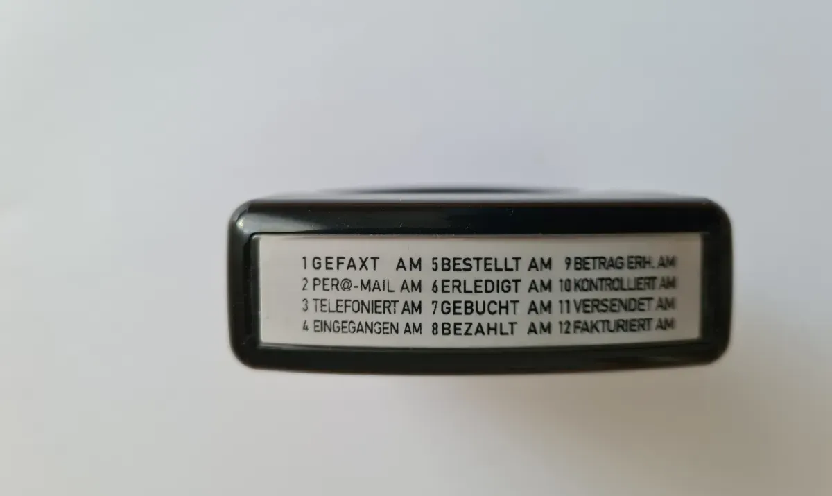 Datumstempel trodat printy - dater 4817 - mit vielen Beispielen wie Datum - Mail - Gesendet und so.