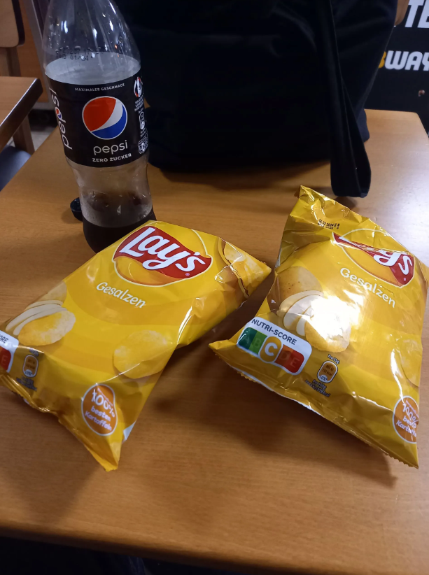 Subway Oberhausen Lays Naschen