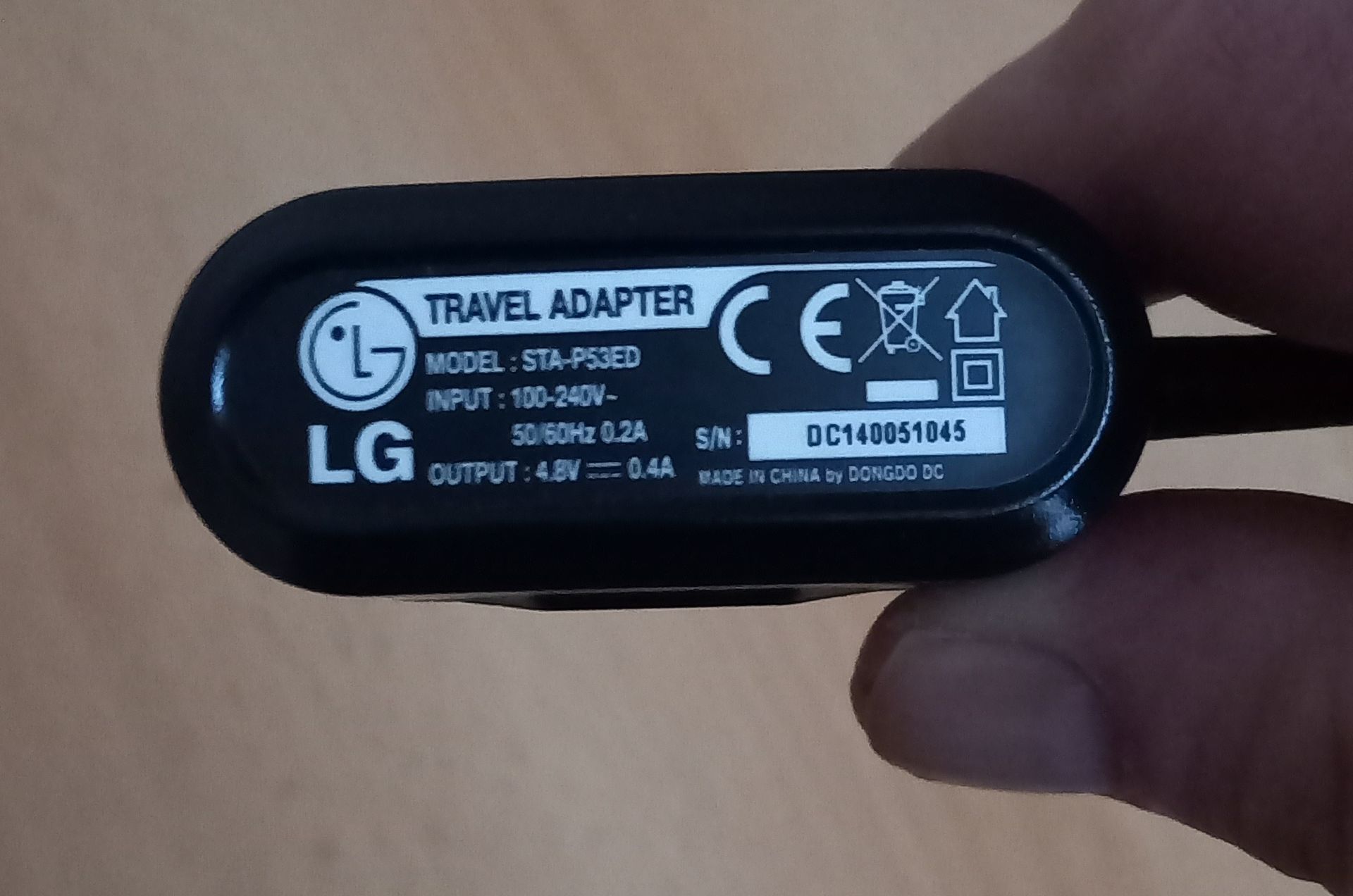 Travel Adapter Model STA-P53ED-Schwarz