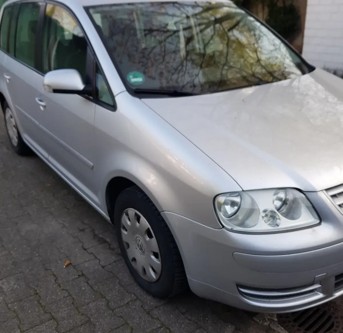VW Touran Silber Baujahr 2005 Beifahrerseite Front