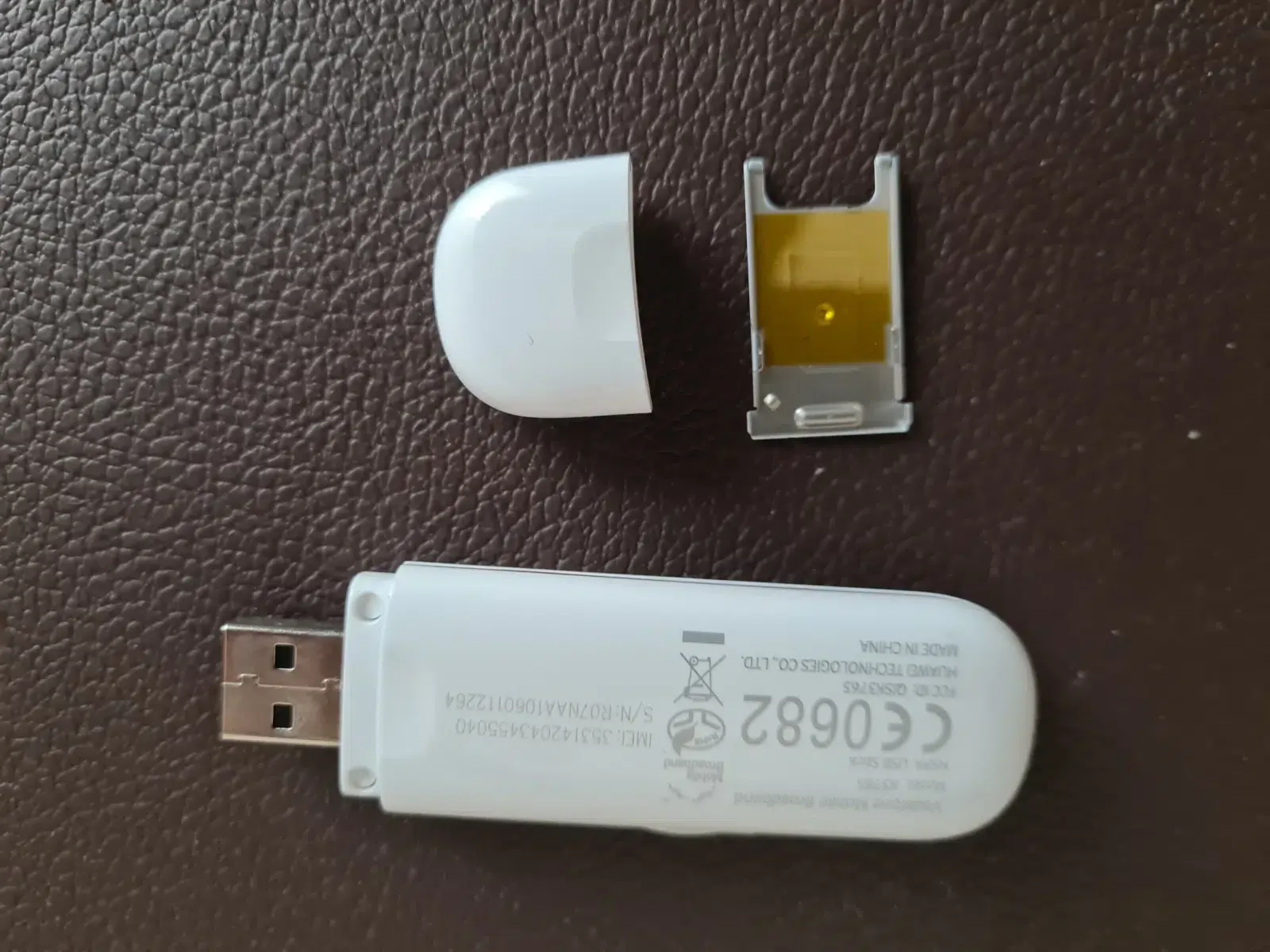 Vodafon-USB-Internet-Stick Weiß-3-Teile