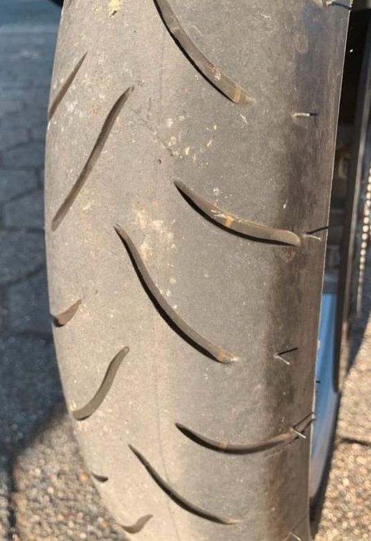 BMW Motorrad RS 1100 Reifenprofil