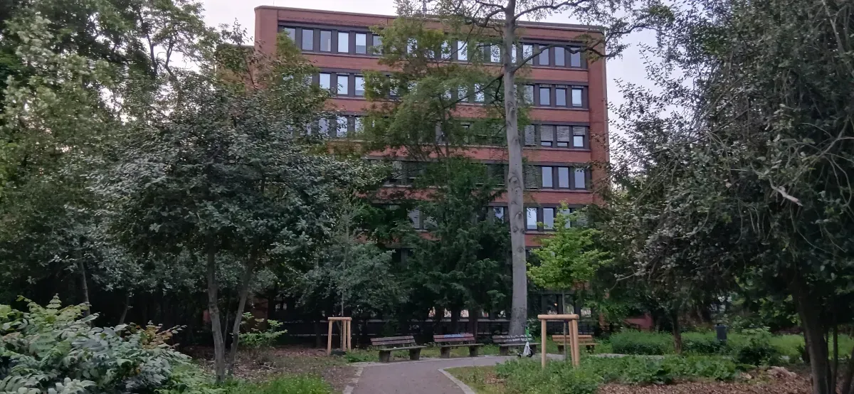 Parkbereich Finanzamt Hamborn.