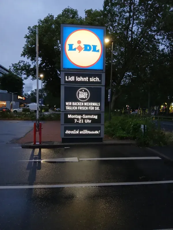 Lidl-Schild an der Duisburger Straße Duisburg Hamborn