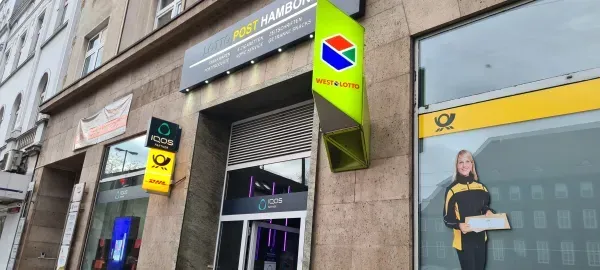 Lotto Post Geschäft in Duisburg-Hamborn mit DHL und WestLotto Schildern an der Fassade