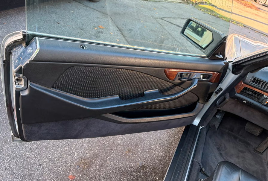 mercedes-benz-420-sec-126-baujahr-1986-silber-fahrertür-sitzverstellung-memory-sitze-120132