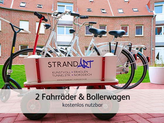 Bollerwagen und zwei Fahrräder der Ferienwohnung StrandART, welche den Gästen kostenlos zur Verfügung stehen