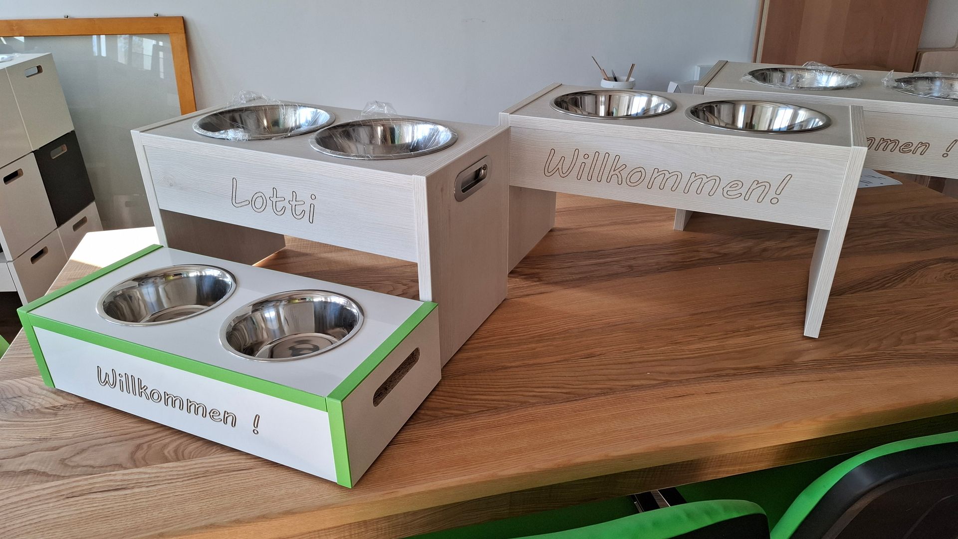 Futterbars für die Lieblinge in Möbelqualität