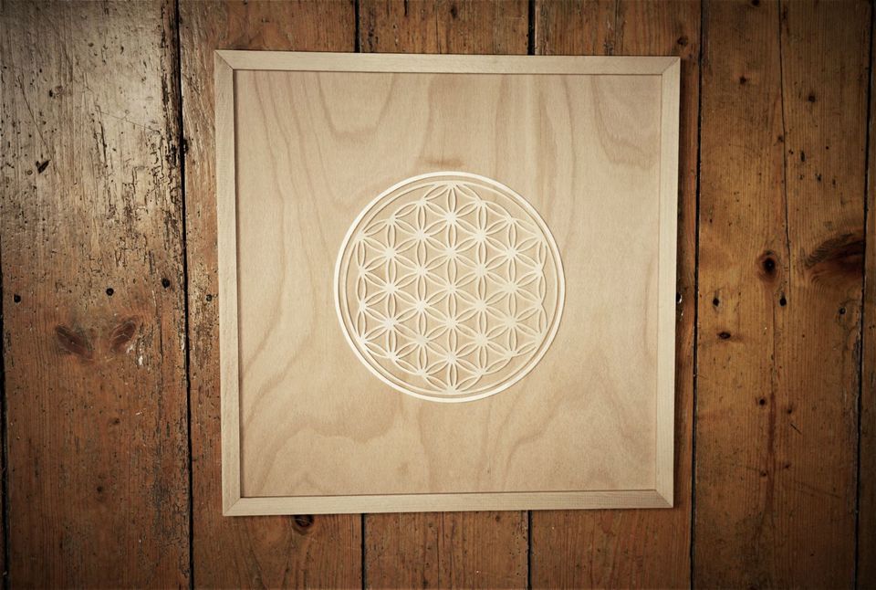 INFUNLY Mondphase-Kristallgitter Aus Holz Mit Blume-des-Lebens-Muster – Für Meditation & Wohn-Deko