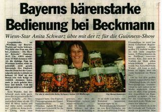 Bayerns bärenstarke Bedienung bei Beckmann