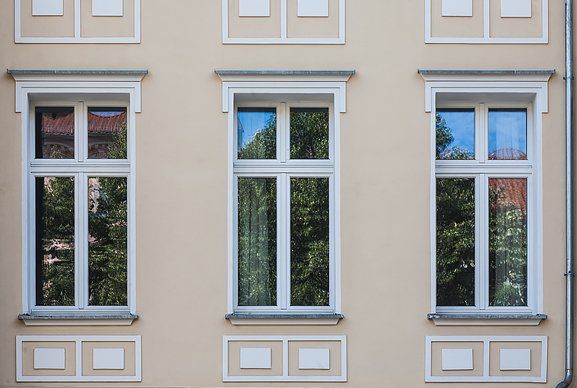 Außenfassaden von verschiedenen Häusern