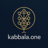 Goldenes Kabbala-Baum-Logo über „kabbala.one“ auf dunkelblauem Hintergrund