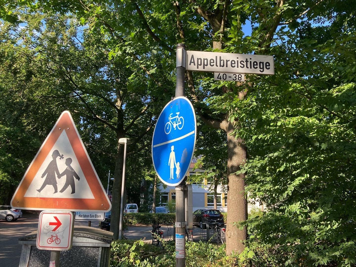Straßenschild der Appelbreistiege