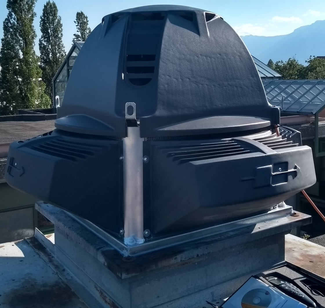 Tourelle à rejet vertical